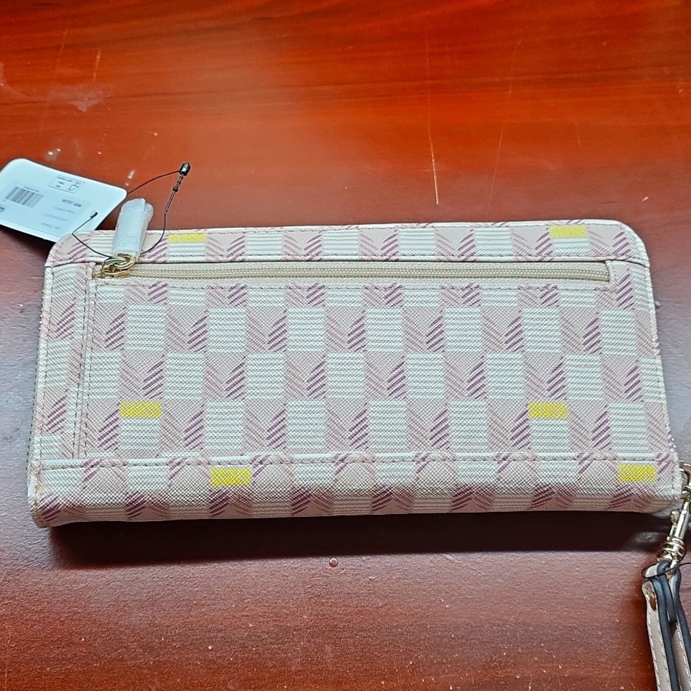 Nwt Guess Wallet